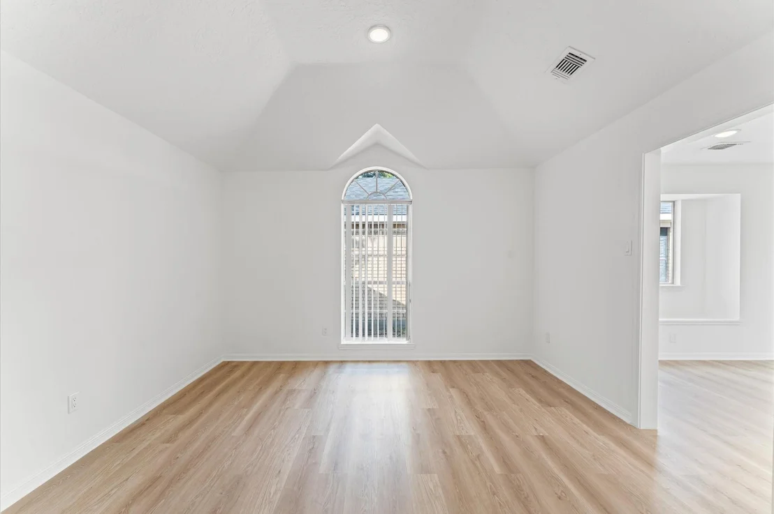 Photo of 17527 Hamilwood Drive