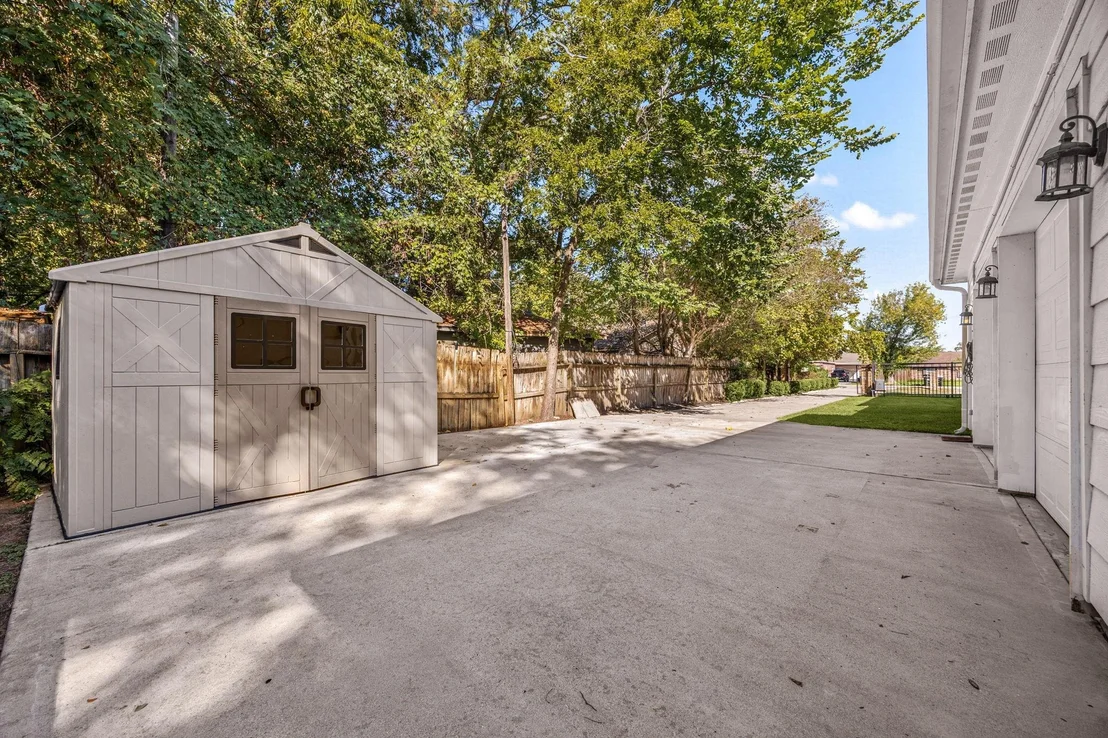 Photo of 9101 Friendship Road
