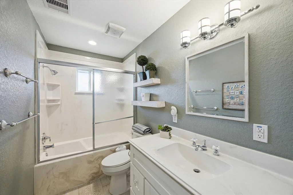 Photo of 219 Bora Bora Drive