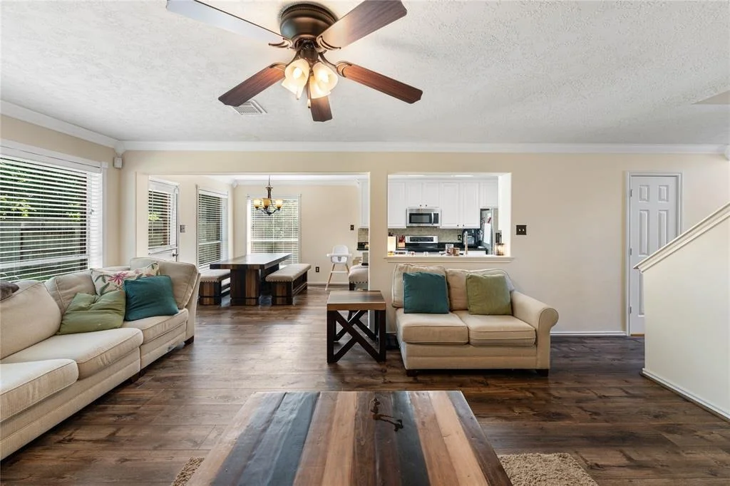 Photo of 151 N Wynnoak Circle