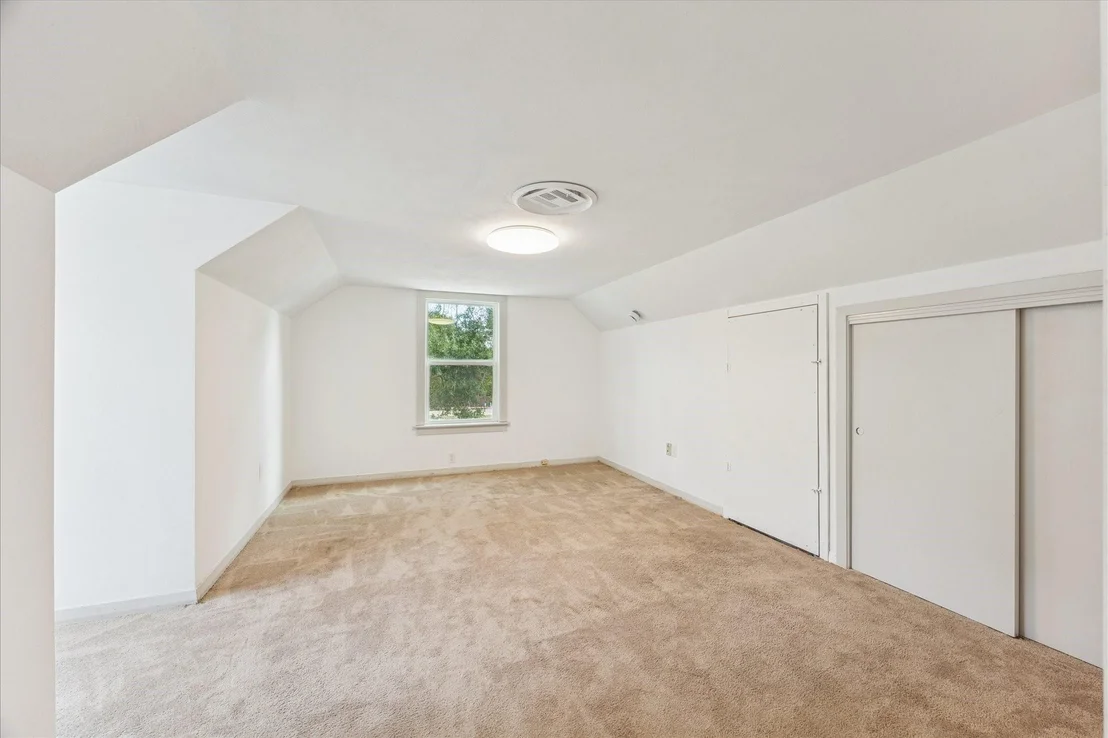Photo of 7130 Brace Street