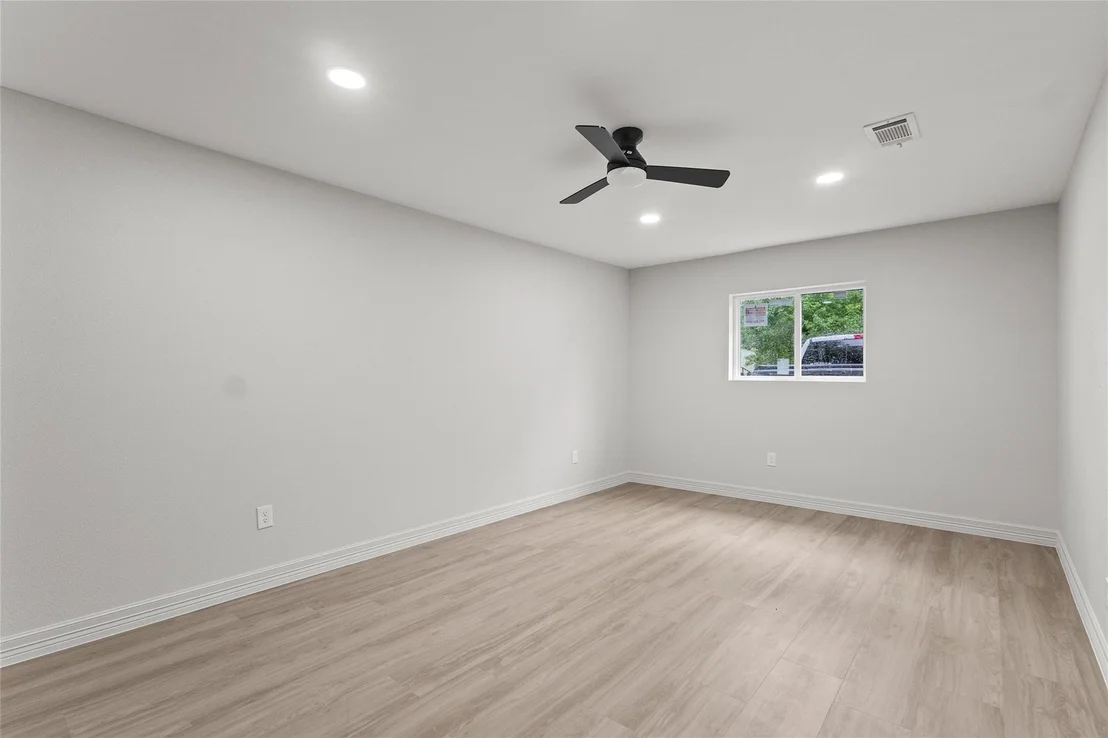 Photo of 170 Maple Street