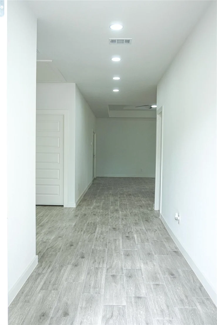 Photo of 602 Road 5201