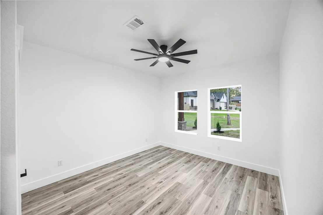 Photo of 85 Lakeway Ct Court