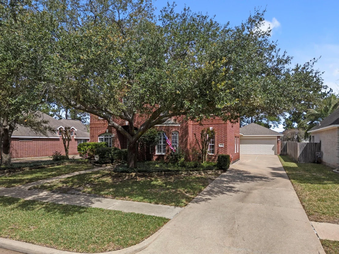 Photo of 16818 Sandestine Drive