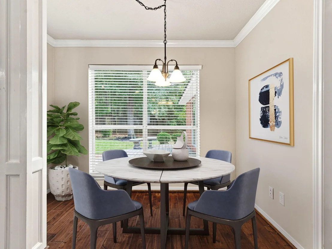 Photo of 101 Lakeside Drive