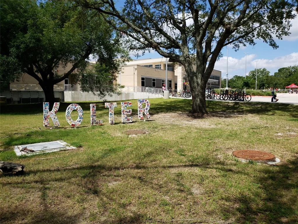 Photo of 5110 Contour Place
