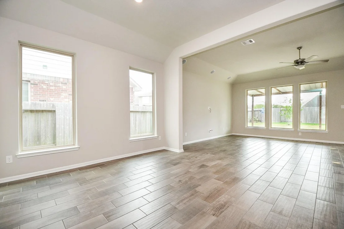 Photo of 5207 Splendid Circle