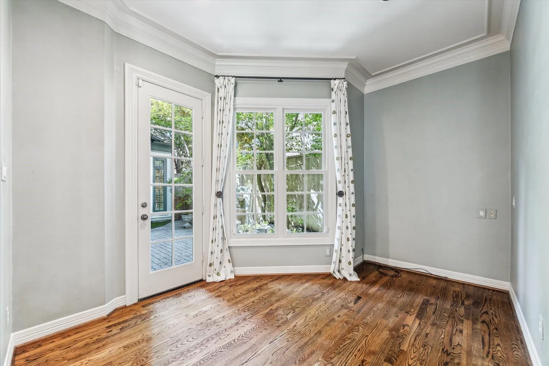 Photo of 1 Exbury Way