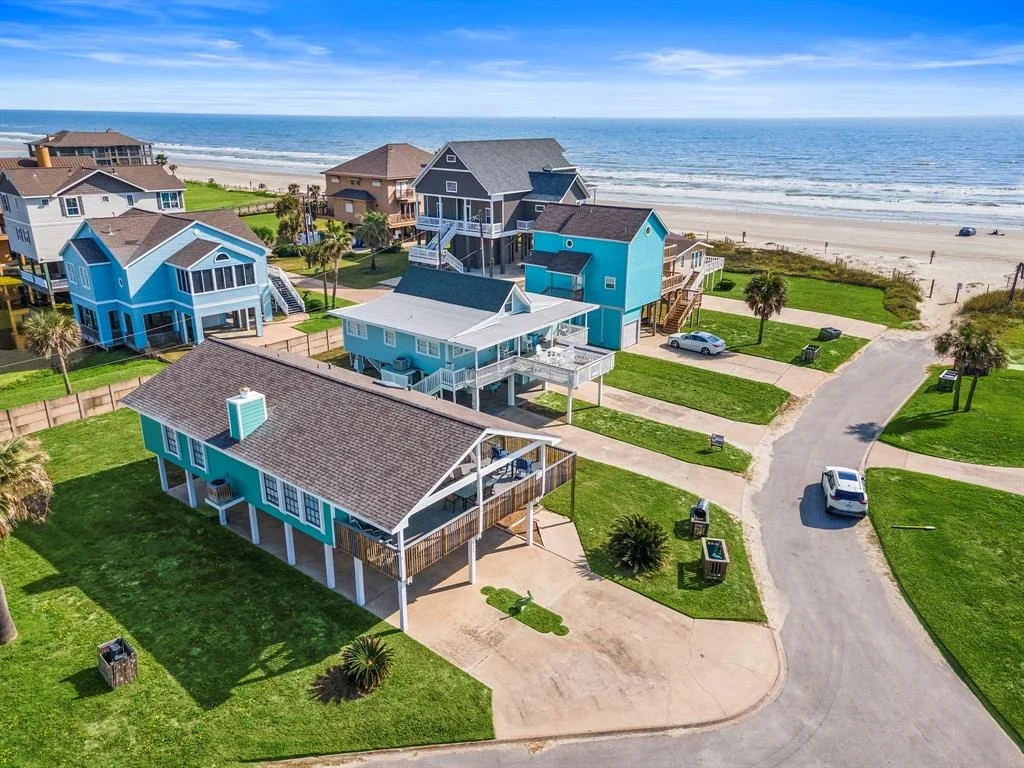 Photo of 16906 Beachcomber