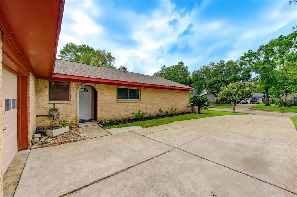 Photo of 10611 Sapling Way