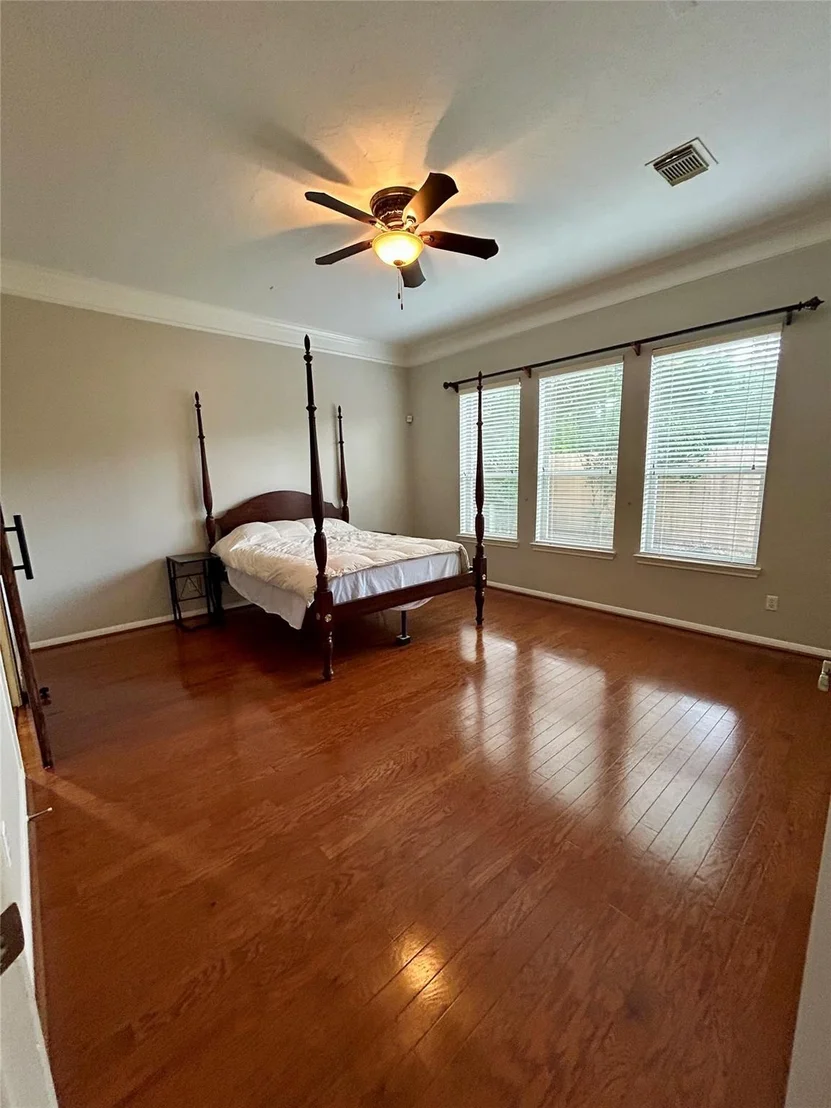 Photo of 15802 Deerpath Court