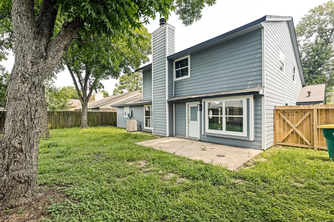 Photo of 5831 Fair Forest Drive