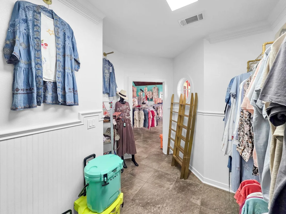 Photo of 970 Surfside Drive
