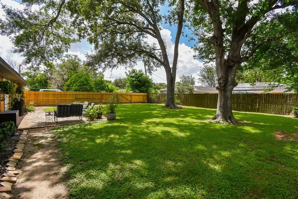 Photo of 5506 Ettrick Drive