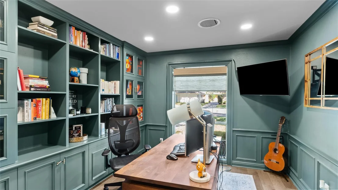 Photo of 5739 Valkeith Drive