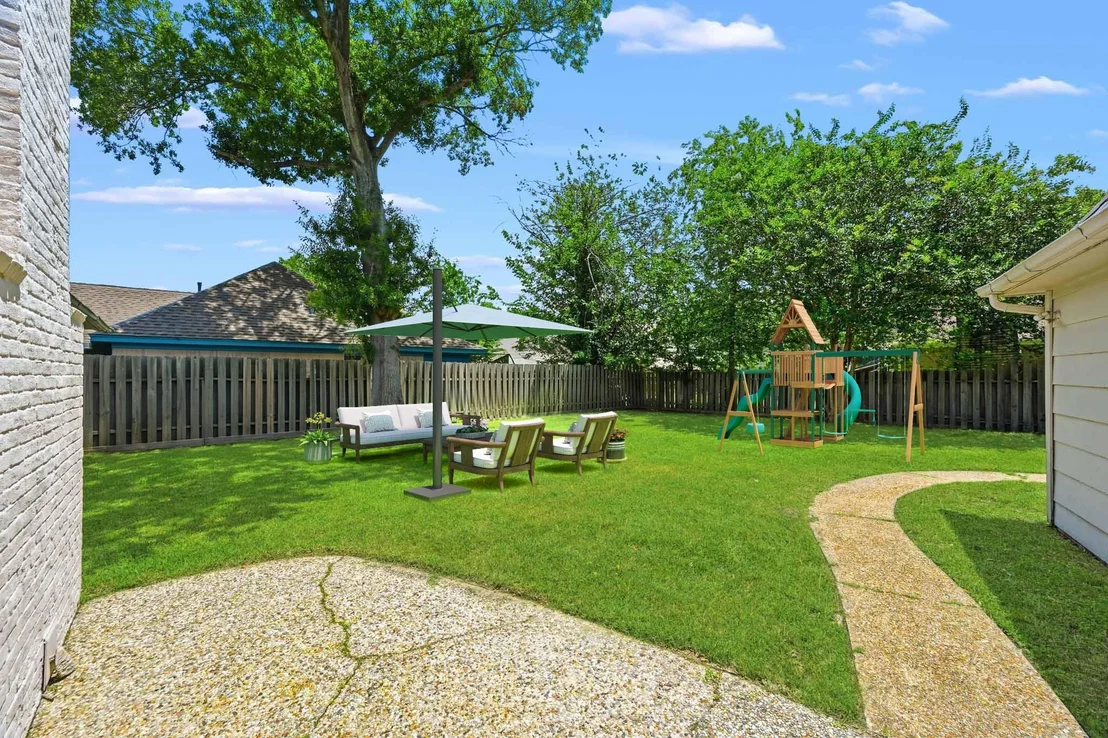 Photo of 6511 Las Brisas Drive