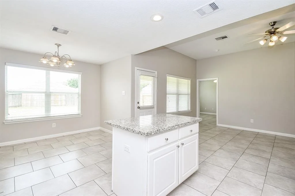 Photo of 7119 White Willow Lane