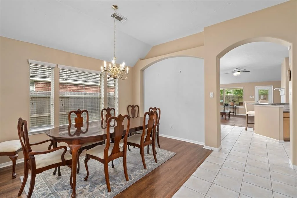 Photo of 5827 Sawyer Bend Lane