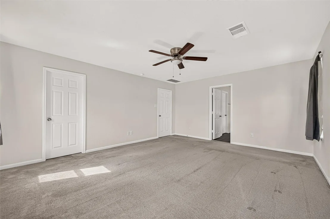 Photo of 25314 Queens Causeway Lane