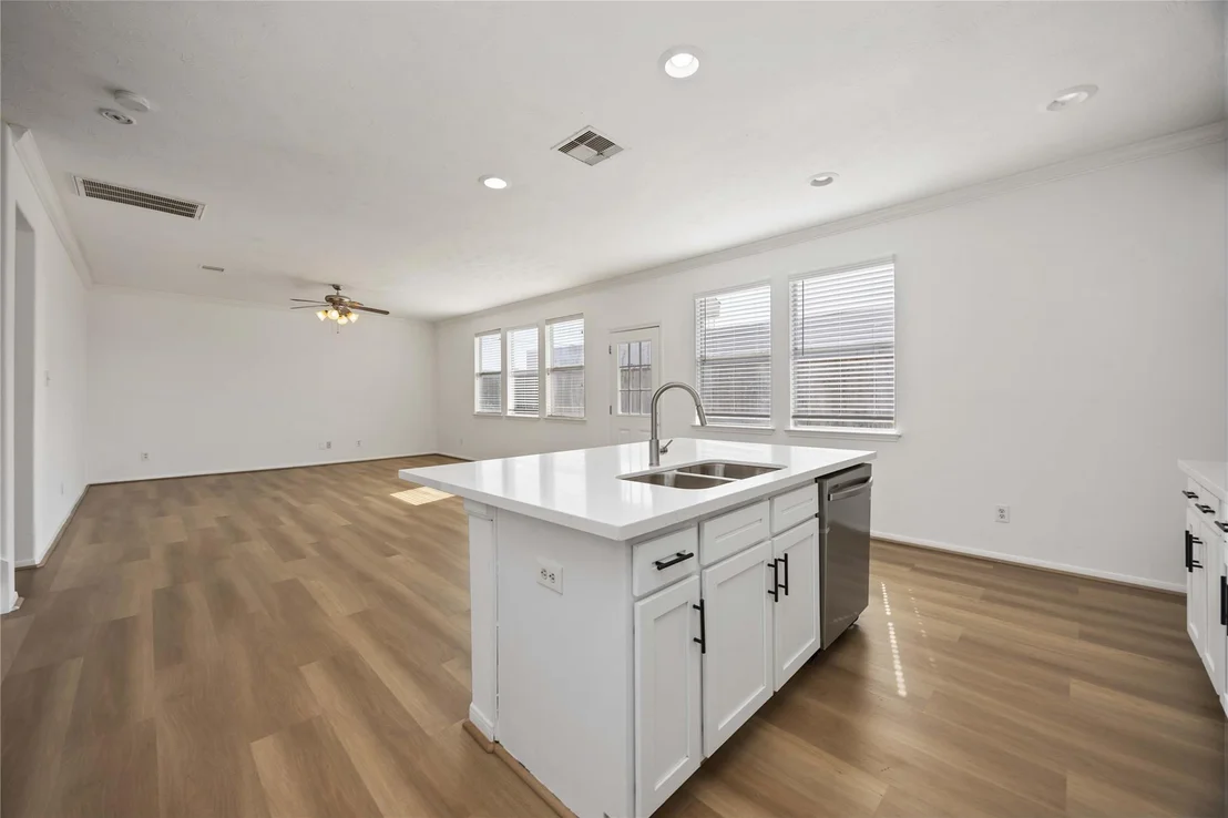Photo of 6107 Menor Crest Drive
