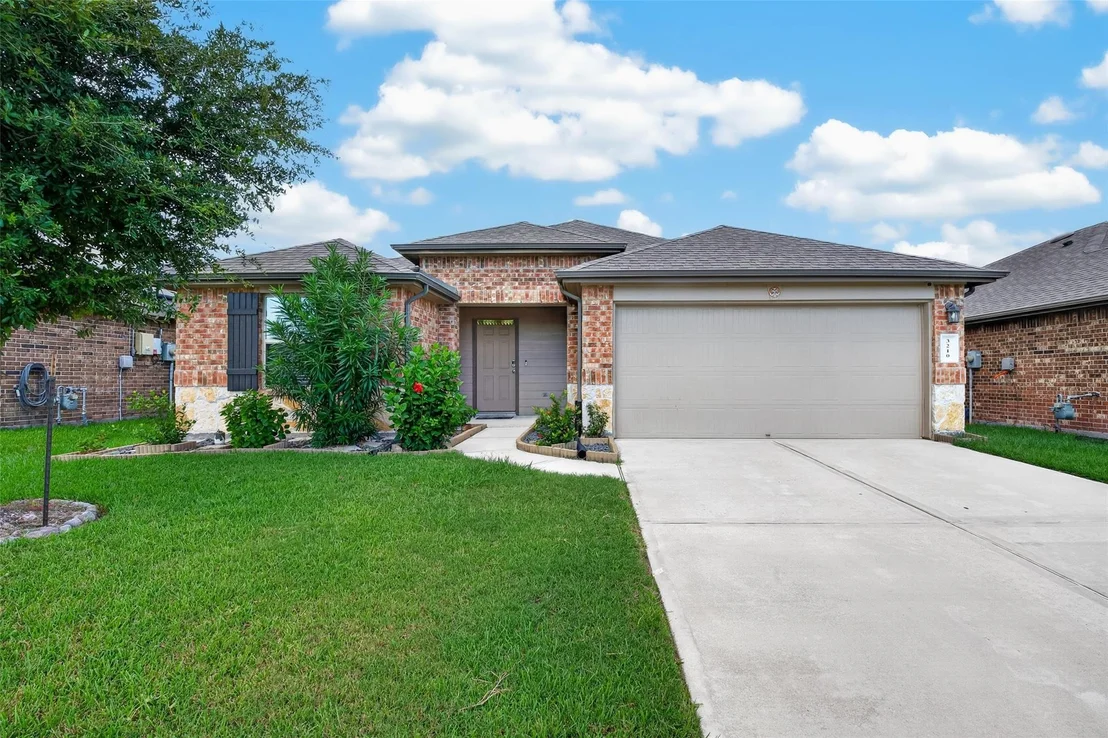 Photo of 3210 Specklebelly Drive Drive
