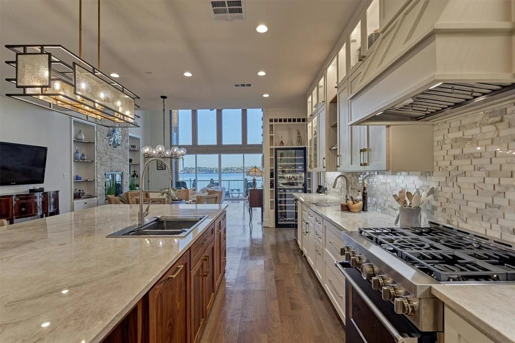 Photo of 925 Paradise Lane