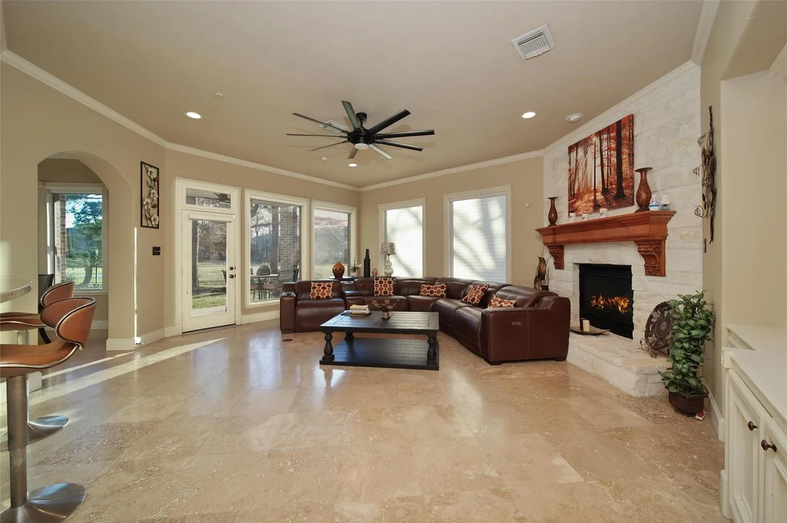 Photo of 20874 Sweetglen Drive