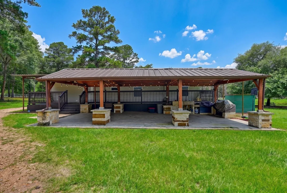 Photo of 1182 Oak Crest Drive
