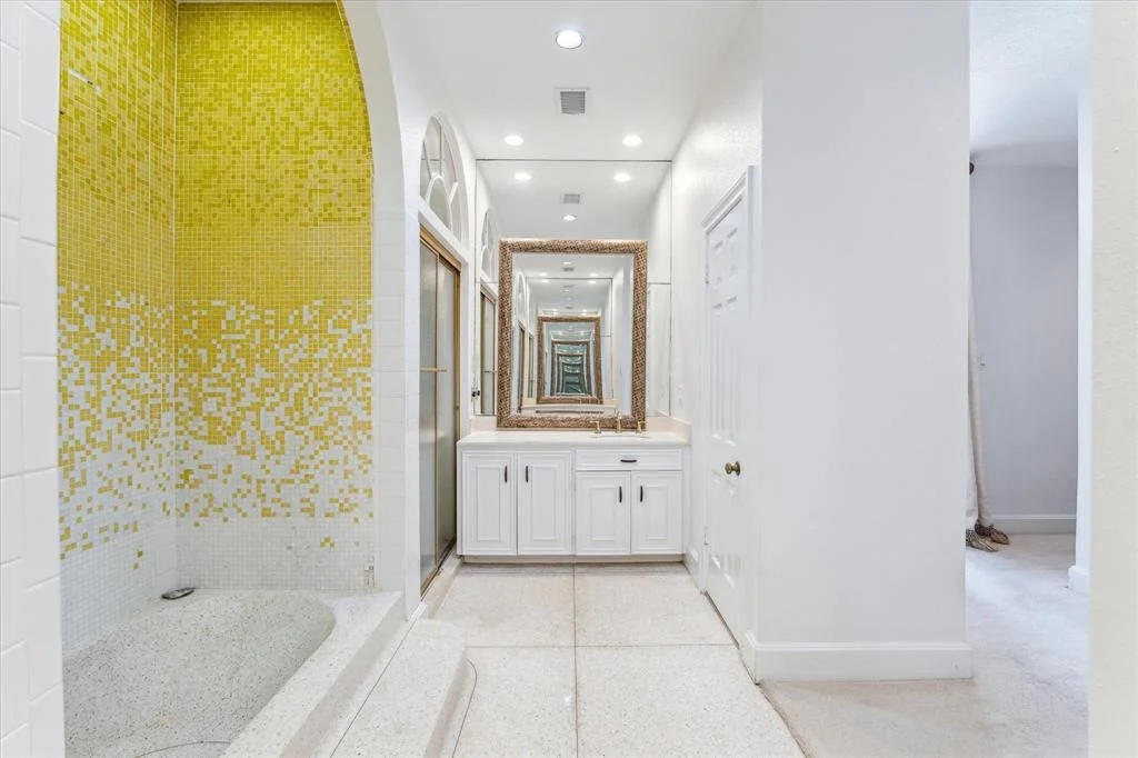 Photo of 667 Shartle Circle