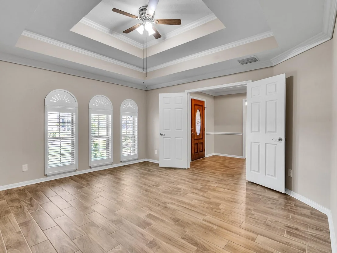 Photo of 6827 Davy Crockett Drive