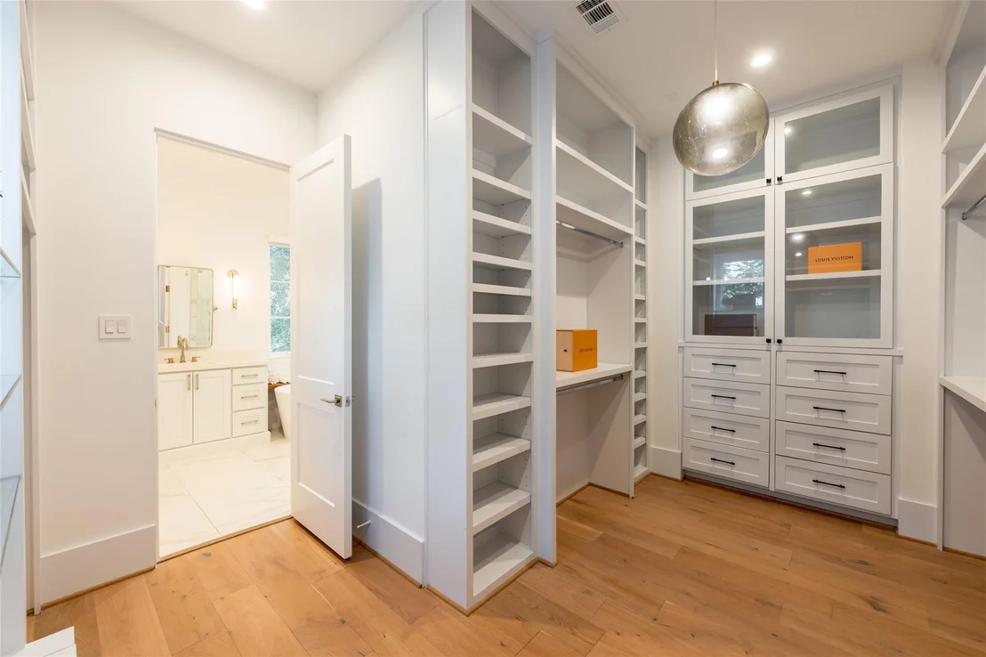 Photo of 2817 Albans Road