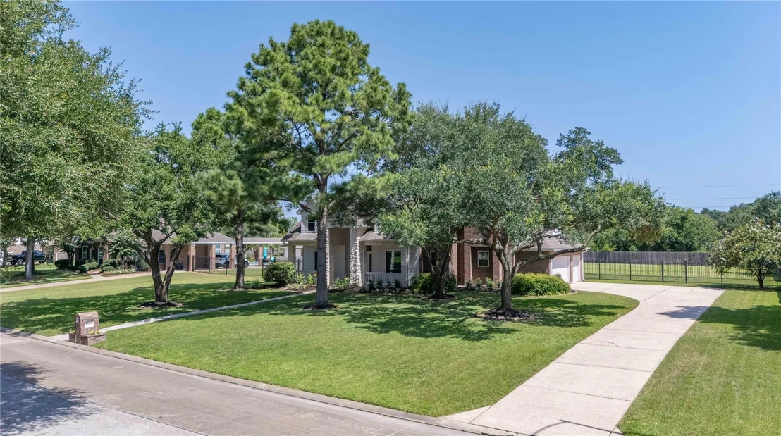 Photo of 17802 White Oak Hill