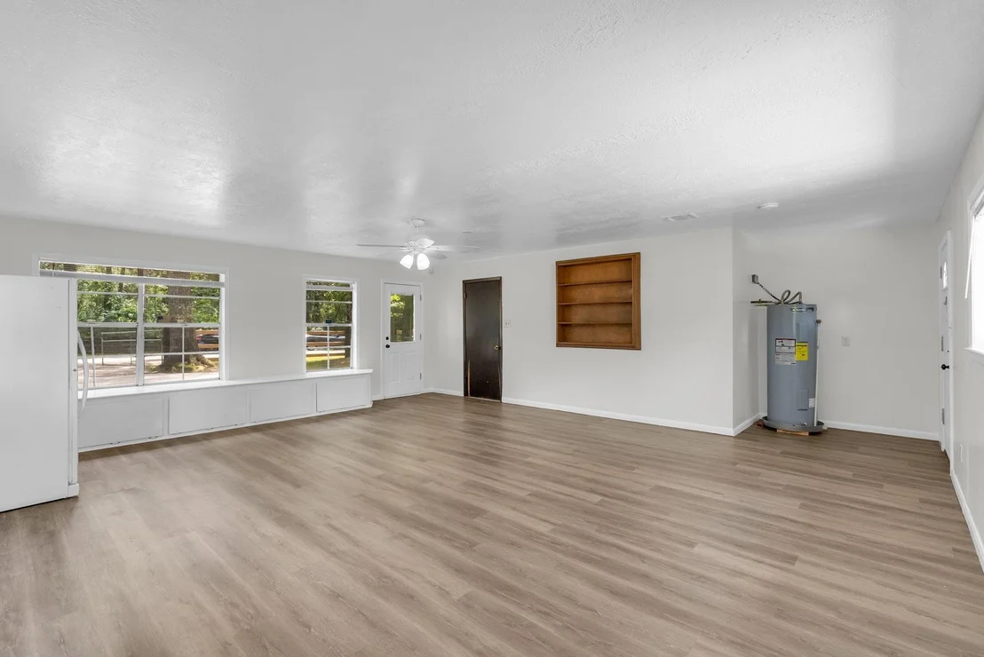 Photo of 33102 Rollingwood Drive