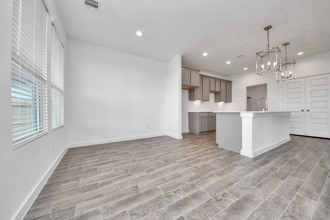 Photo of 5850 Madison Trail Drive