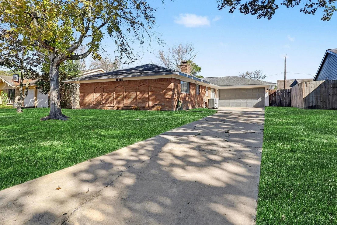 Photo of 11219 Sagehill Drive