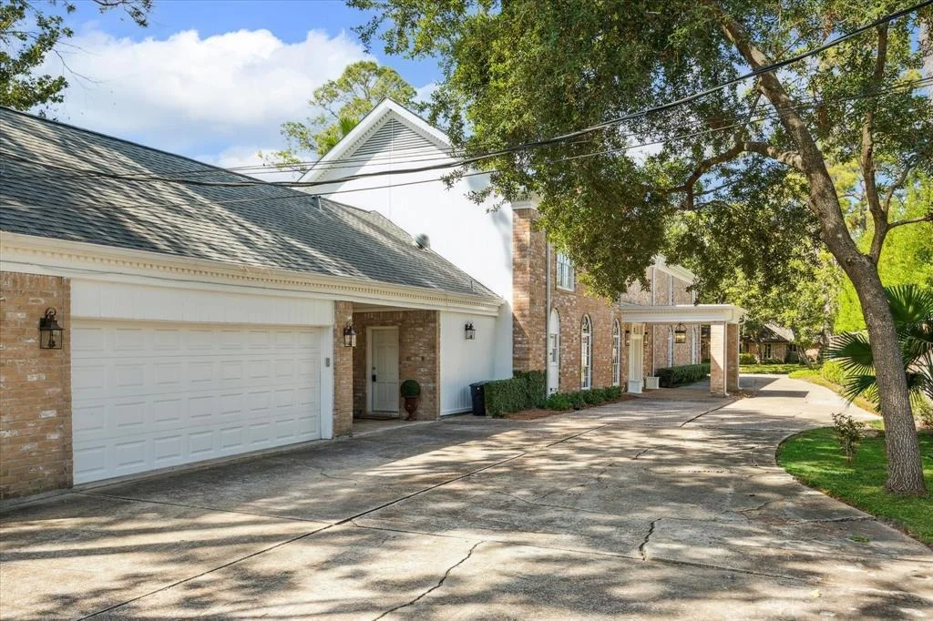 Photo of 667 Shartle Circle