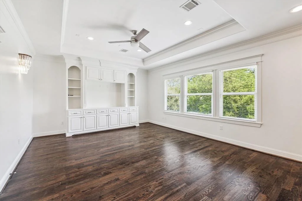 Photo of 1558 Hewitt Drive