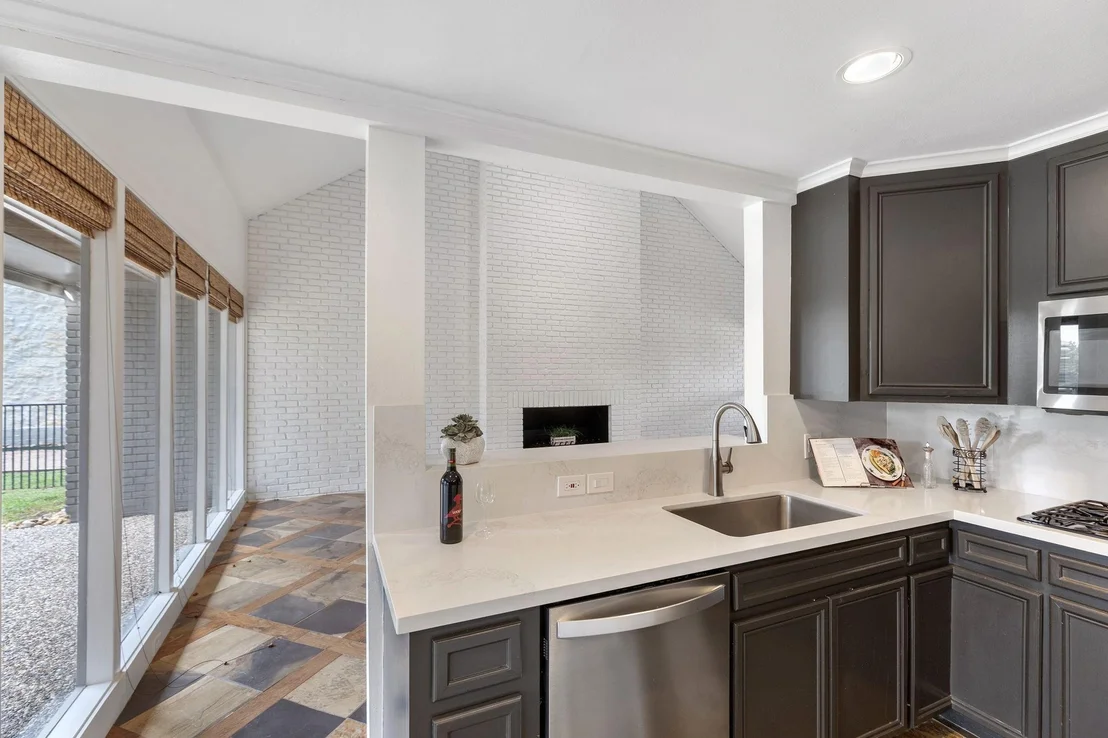 Photo of 6003 Bermuda Dunes Drive