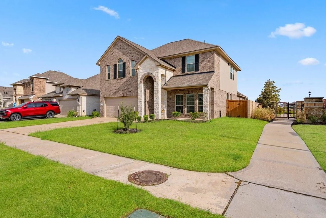 Photo of 1702 Darwin Cedar Drive