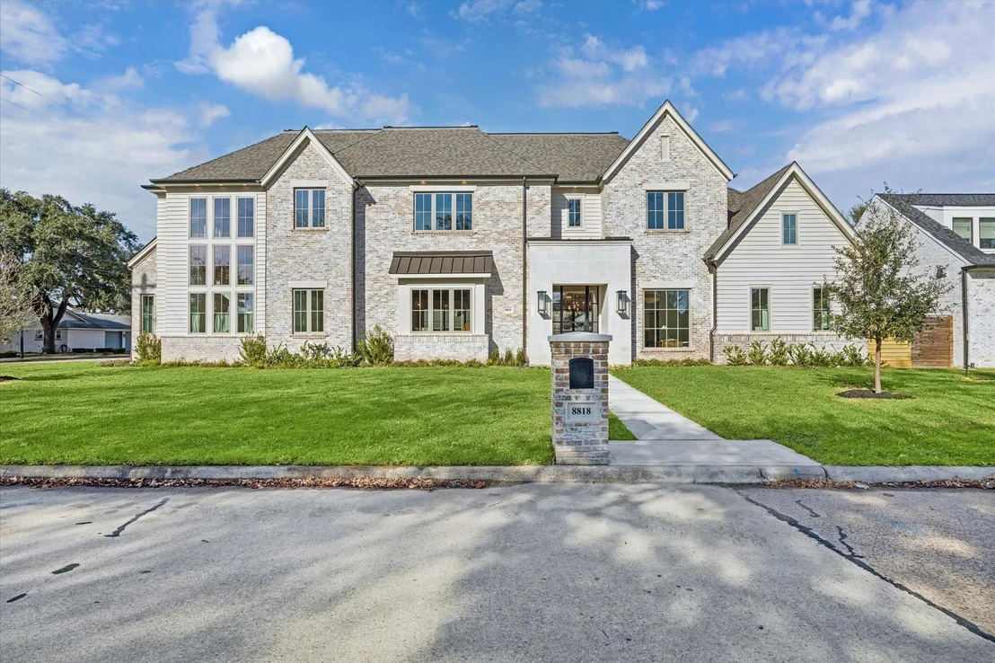 Photo of 8818 Echo Valley Drive