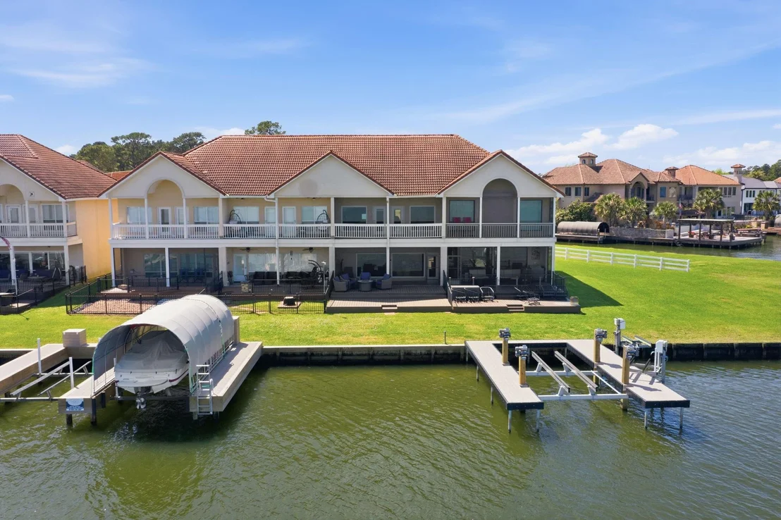 Photo of 2 Regency Point