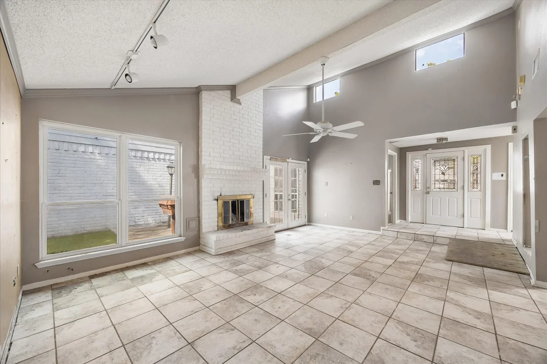 Photo of 4226 Willow Beach Drive
