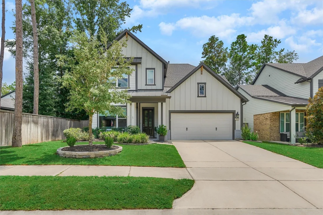 Photo of 320 Bromley Square Drive