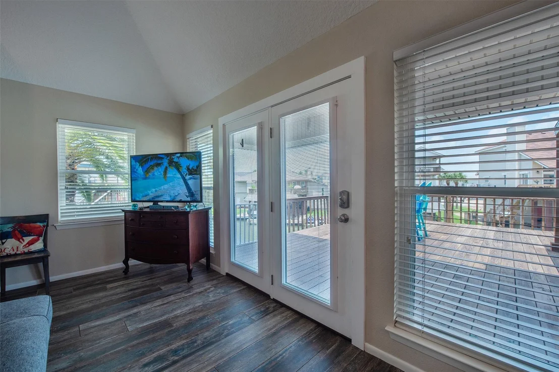 Photo of 207 Easterly Drive