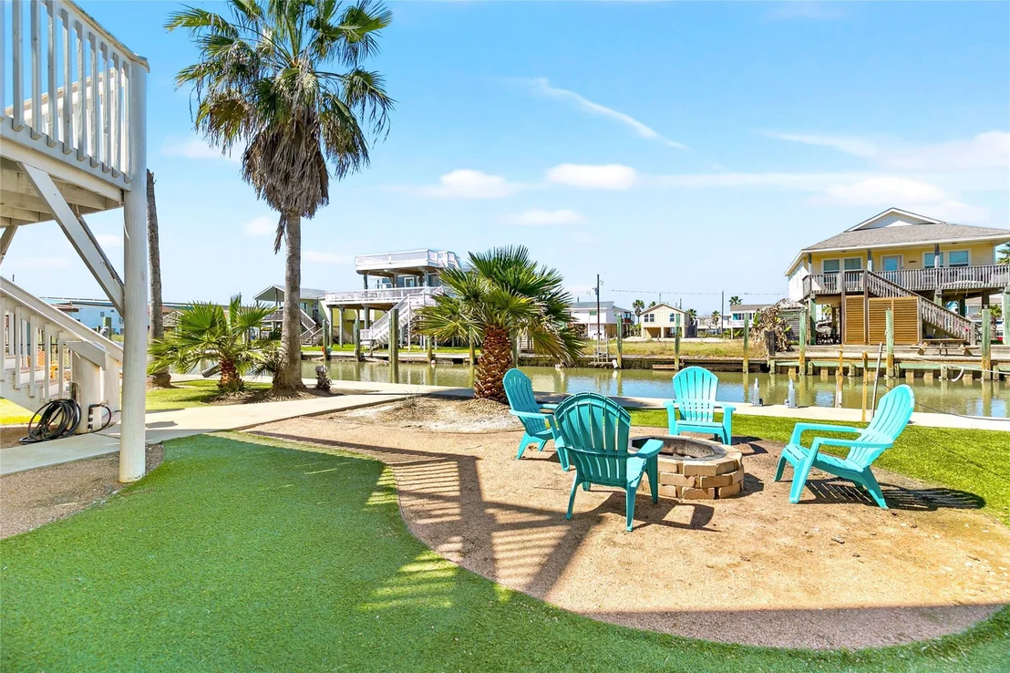 Photo of 319 Pompano Lane