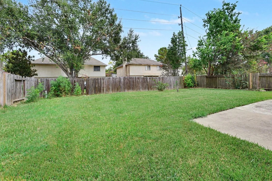 Photo of 8823 Emerald Heights Lane