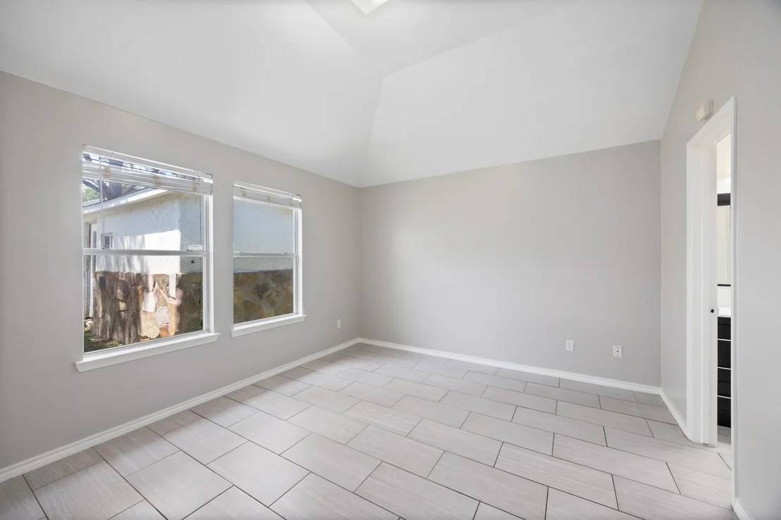 Photo of 18903 S Wimbledon Drive