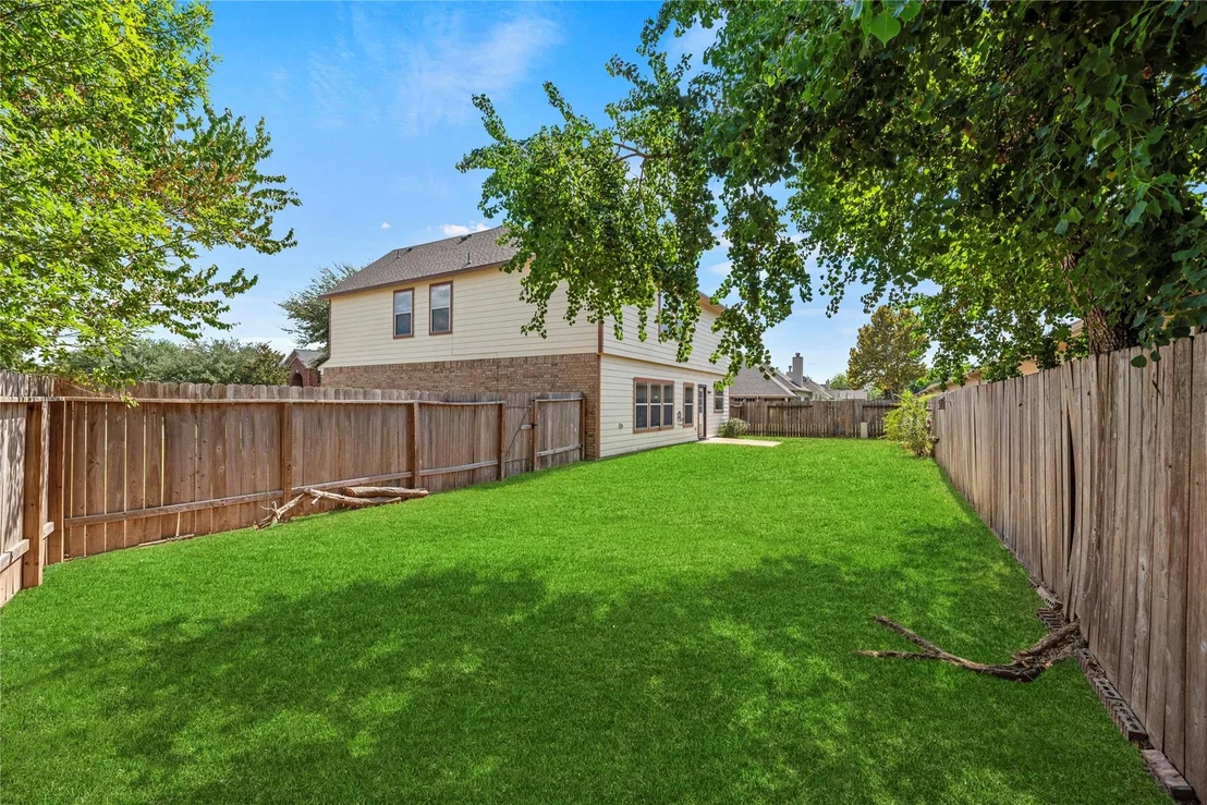 Photo of 1619 Palisade Green Drive