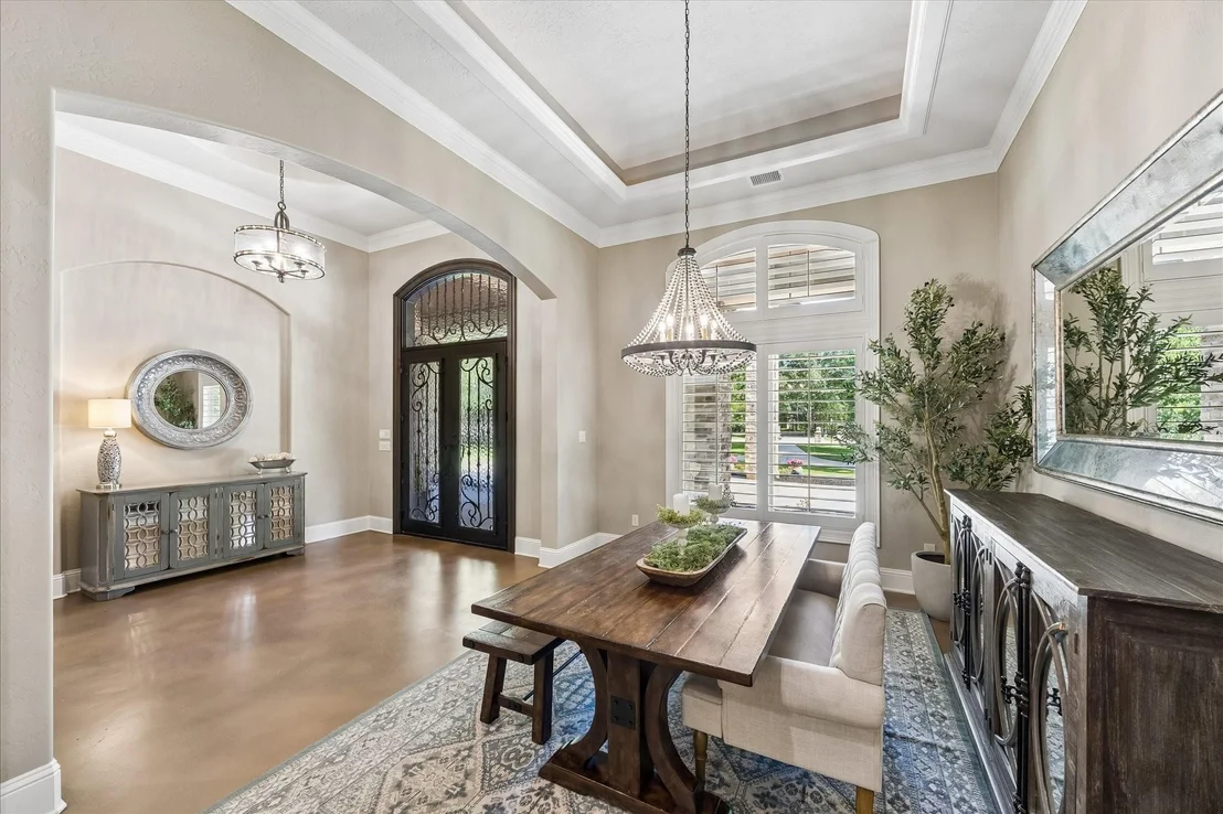 Photo of 28203 Meadow Forest